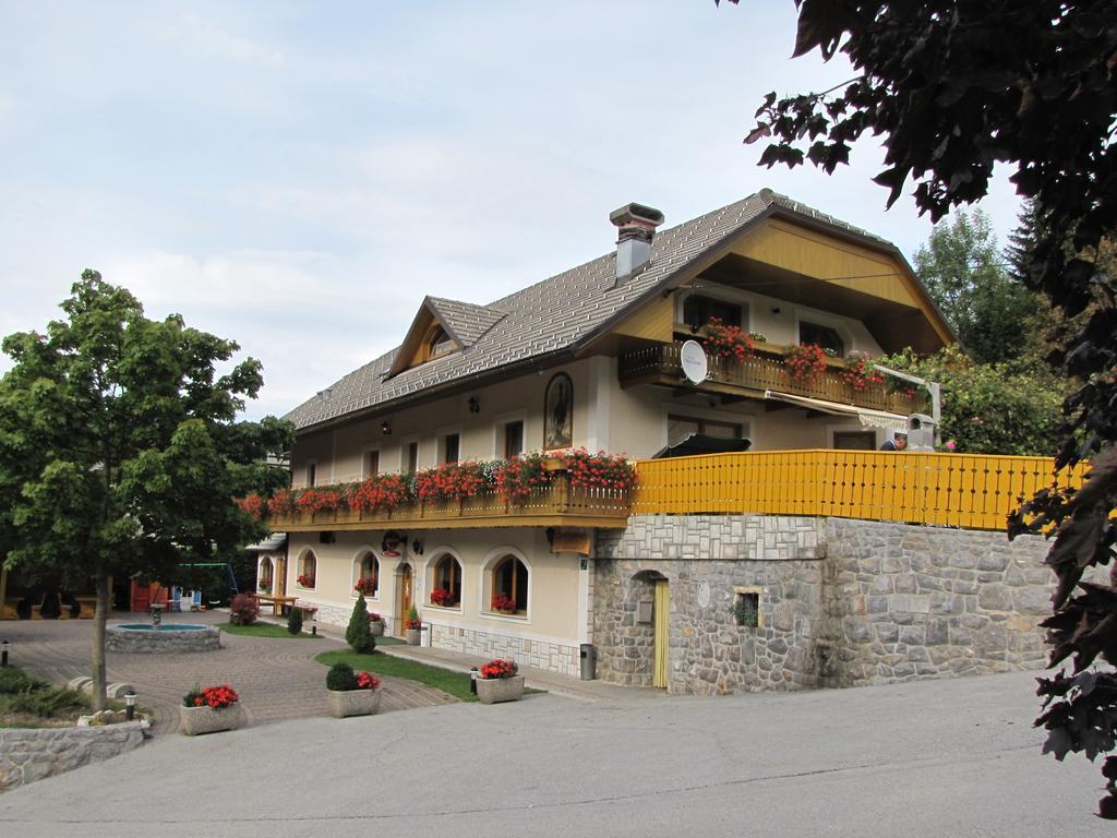 Guest House Kveder Skofja Loka Luaran gambar