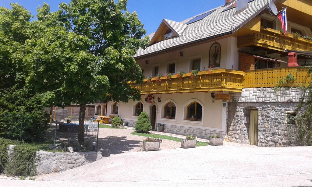 Guest House Kveder Skofja Loka Luaran gambar